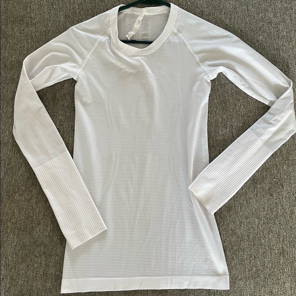 Lululemon Swiftly Tech